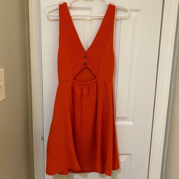 Maeve Dress - Picture 3 of 5